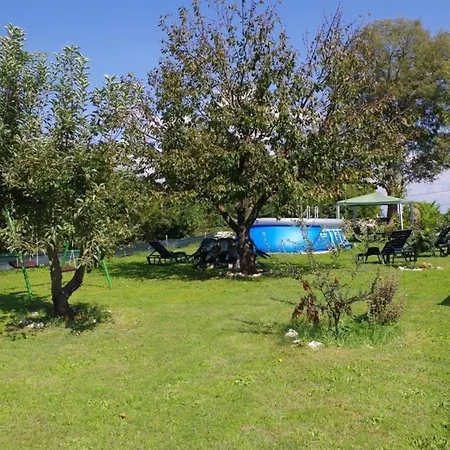In Malerischem Istrischen Dorf Apartment Skitaca