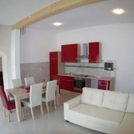 In Malerischem Istrischen Dorf Apartment *
